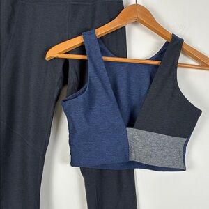 Outdoor Voices Venus Crop Top Two Tone 7/8 Legging Set Navy Black Small